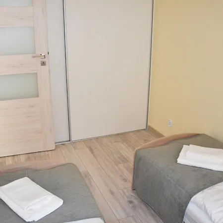 Srebrny Z Garazem * Kołobrzeg