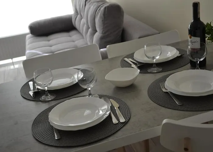 Srebrny Z Garazem דירה קולובז'ג